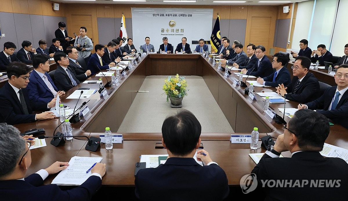 韓国金融7社で6.7万人超の情報流出 AI支援型サイバー攻撃の可能性の記事イメージ